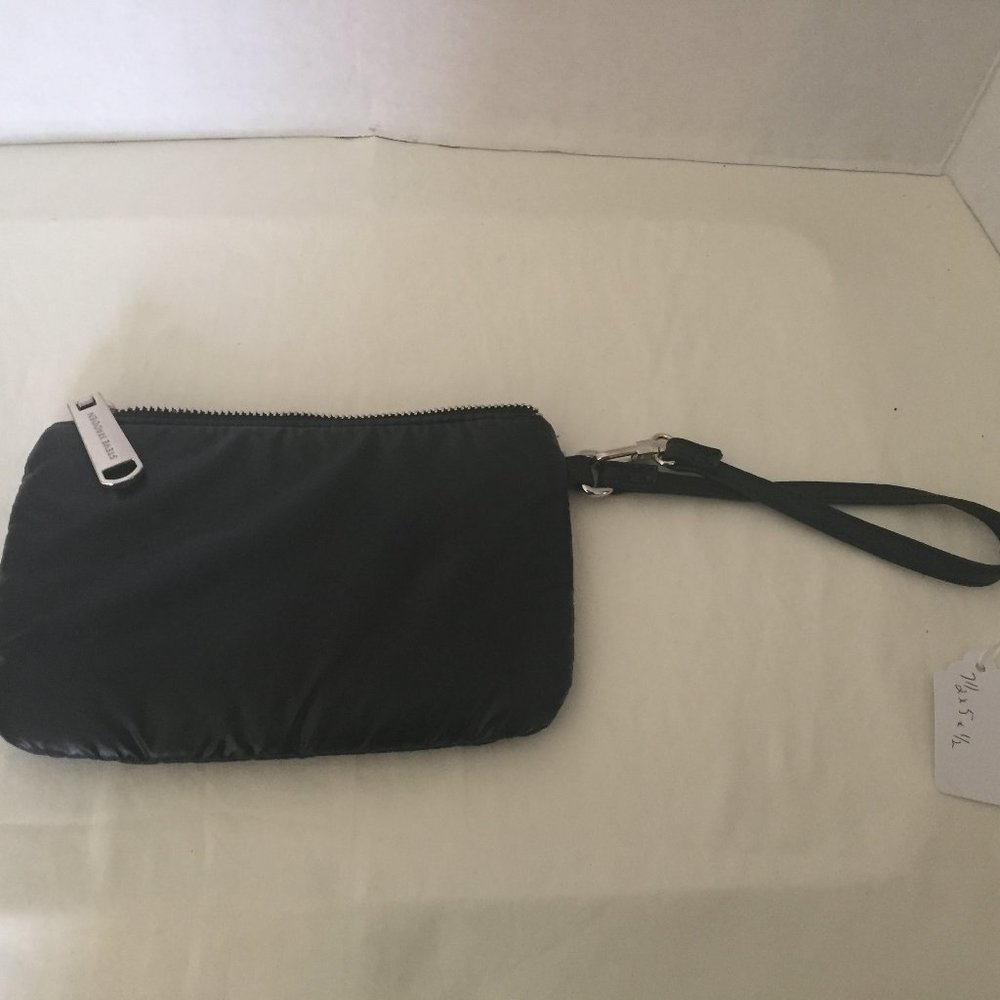 #418 Steve Madden black wristlet
